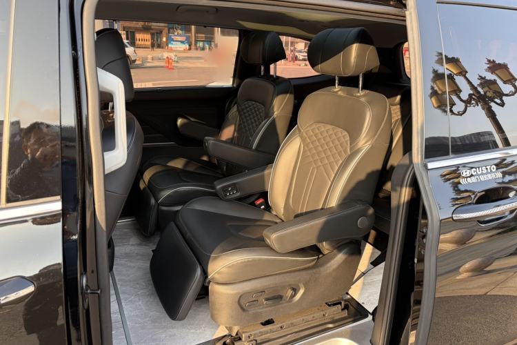 Used Hyundai Custo 2024 270TGDi TOP Smart Luxury Flagship Edition Interior 4
