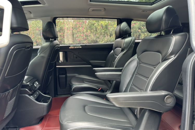 Used Hyundai Custo 2024 270TGDi LUX Prestige Edition Interior 6