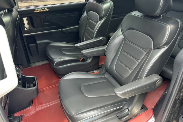 Used Hyundai Custo 2024 270TGDi LUX Prestige Edition Interior 7