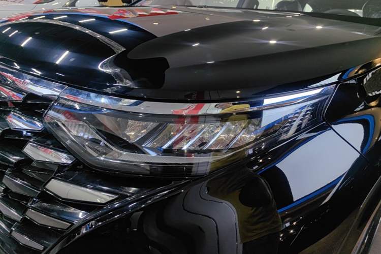Used Hyundai Custo 2024 270TGDi LUX Prestige Edition Left Front Headlight
