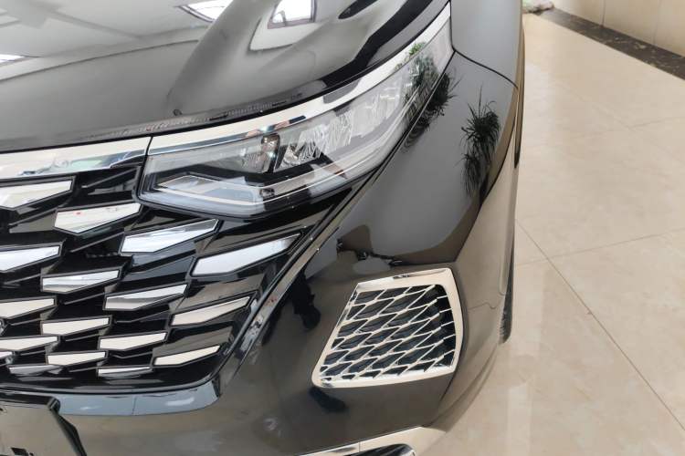 Used Hyundai Custo 2024 270TGDi LUX Prestige Edition Left Front Headlight