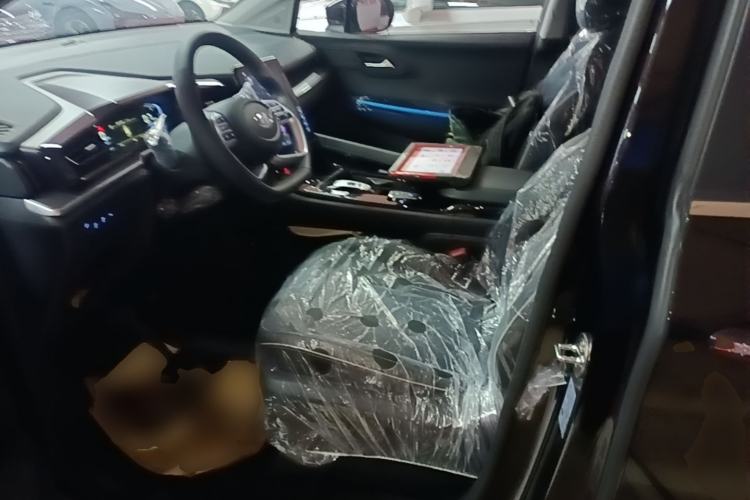 Used Hyundai Custo 2024 270TGDi LUX Prestige Edition Left Front Seat