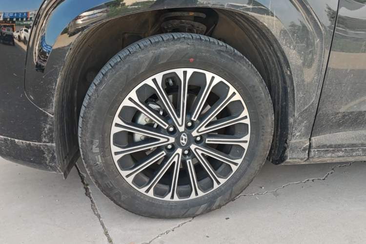 Used Hyundai Custo 2024 270TGDi TOP Smart Luxury Flagship Edition Left Front Wheel Hub