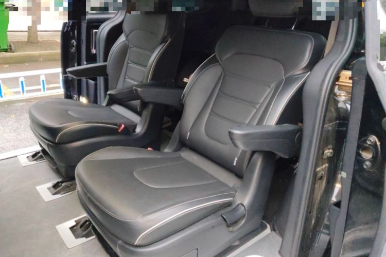 Used Hyundai Custo 2024 270TGDi LUX Prestige Edition Left Rear Seat