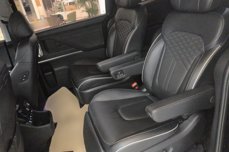 Used Hyundai Custo 2024 270TGDi TOP Smart Luxury Flagship Edition Left Rear Seat