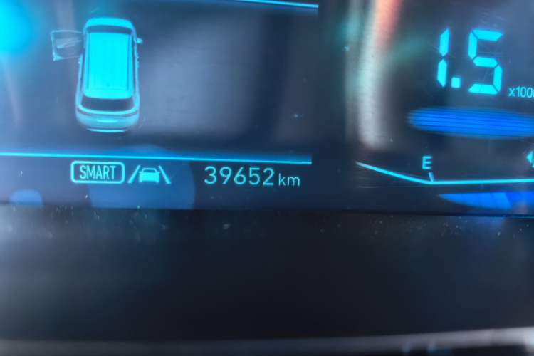Used Hyundai Custo 2024 270TGDi LUX Prestige Edition Odometer Close Up