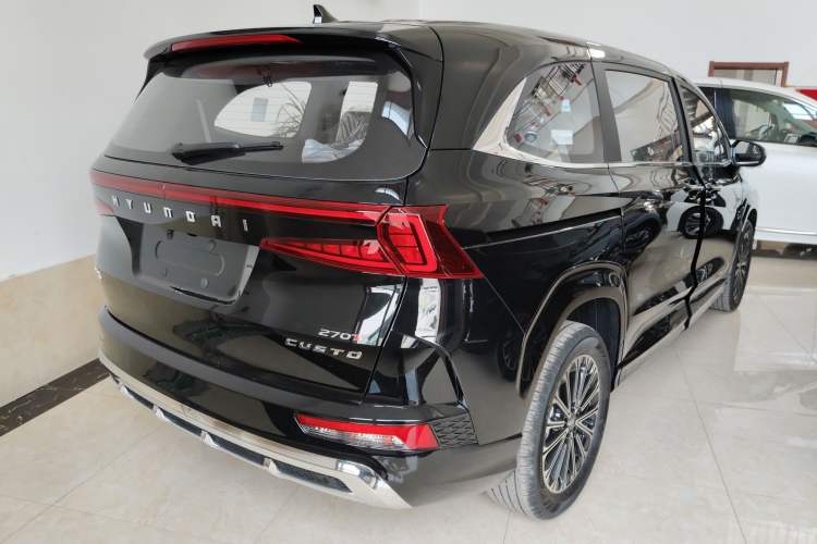 Used Hyundai Custo 2024 270TGDi LUX Prestige Edition Rear Right 45 Deg