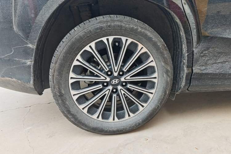 Used Hyundai Custo 2024 270TGDi TOP Smart Luxury Flagship Edition Right Rear Wheel Hub