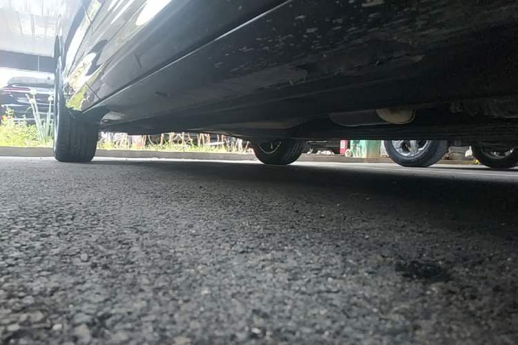 Used Hyundai Custo 2024 270TGDi LUX Prestige Edition Right Side Sill