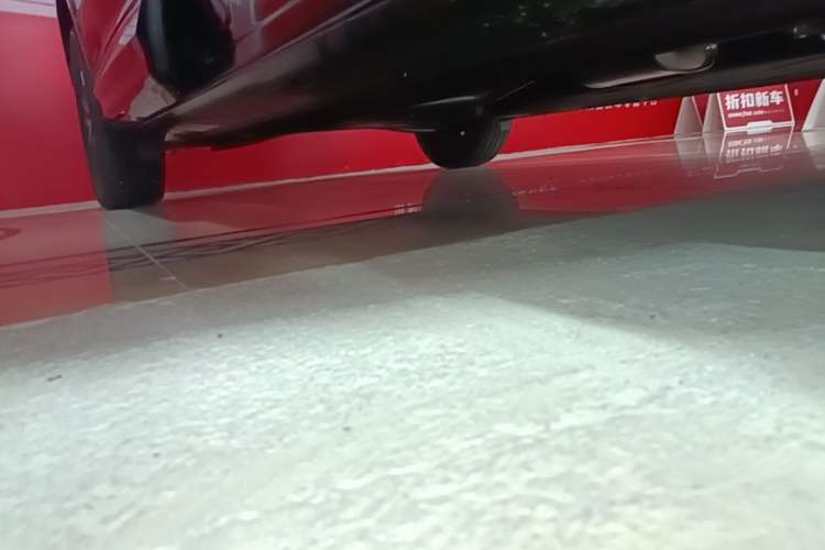 Used Hyundai Custo 2024 270TGDi LUX Prestige Edition Right Side Sill