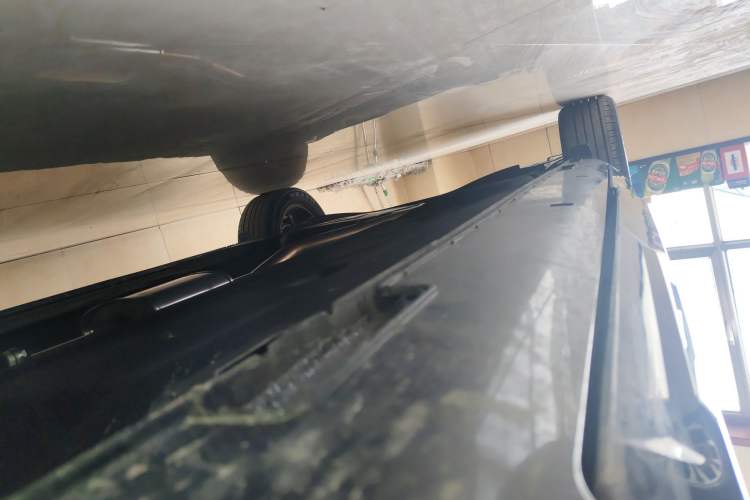 Used Hyundai Custo 2024 270TGDi LUX Prestige Edition Right Side Sill