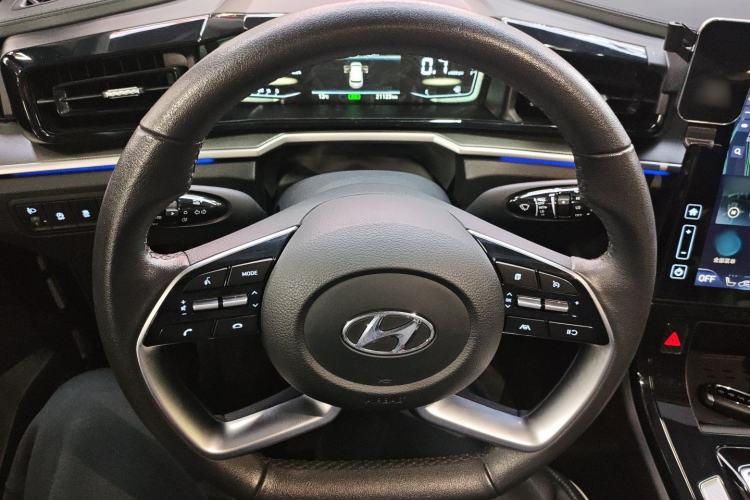 Used Hyundai Custo 2024 270TGDi TOP Smart Luxury Flagship Edition Steering Wheel