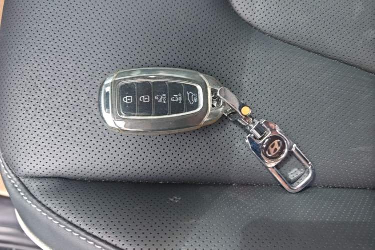 Used Hyundai Custo 2024 270TGDi TOP Smart Luxury Flagship Edition Vehicle Key