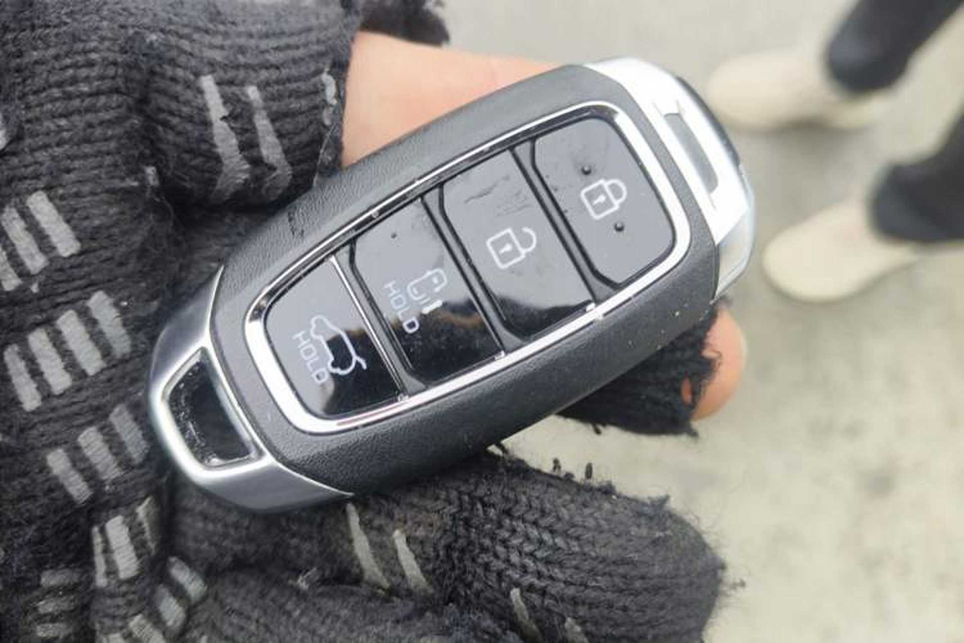 Used Hyundai Custo 2024 270TGDi LUX Prestige Edition Vehicle Key