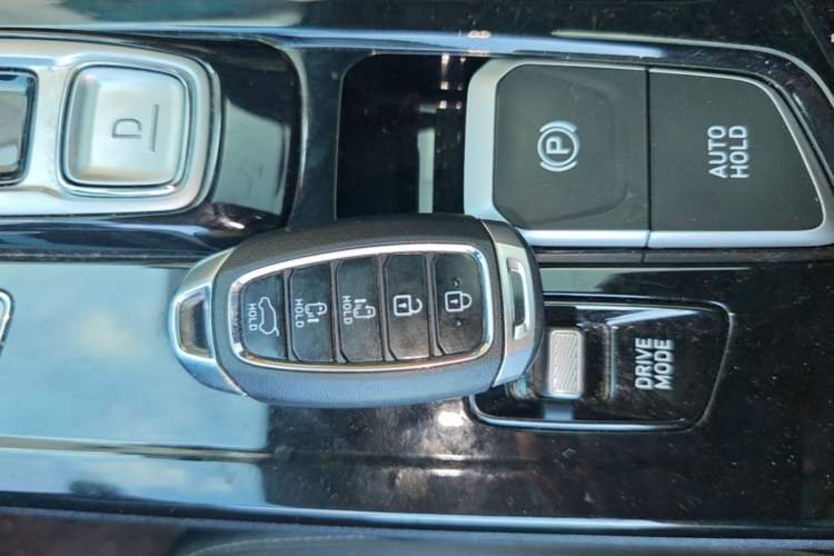 Used Hyundai Custo 2024 270TGDi TOP Smart Luxury Flagship Edition Vehicle Key