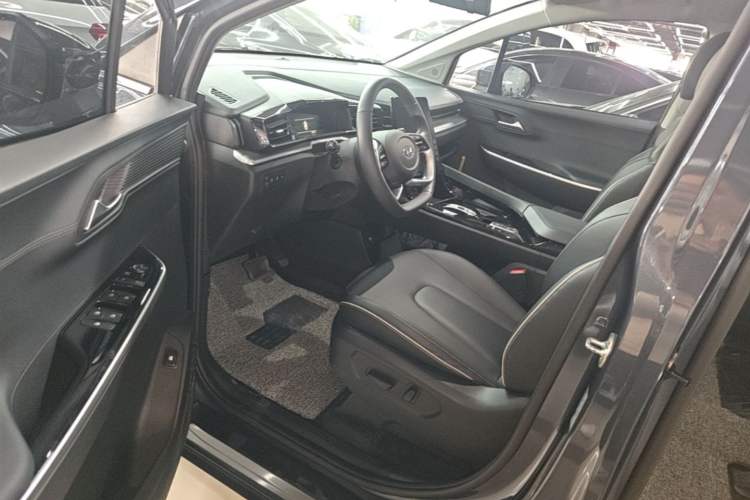 Used Hyundai Custo 2024 270TGDi LUX Prestige Edition Driver Seat
