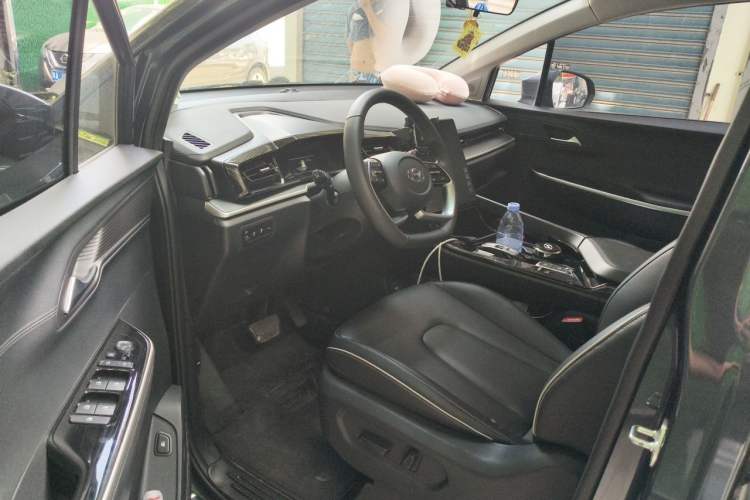 Used Hyundai Custo 2024 270TGDi LUX Prestige Edition Driver Seat