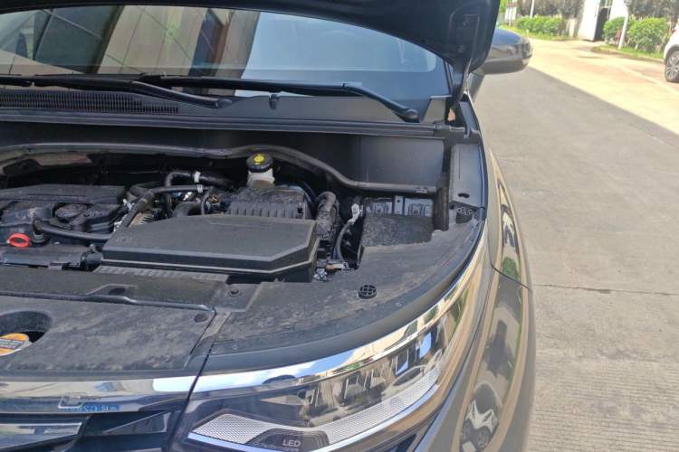 Used Hyundai Custo 2024 270TGDi LUX Prestige Edition Engine Bay Left