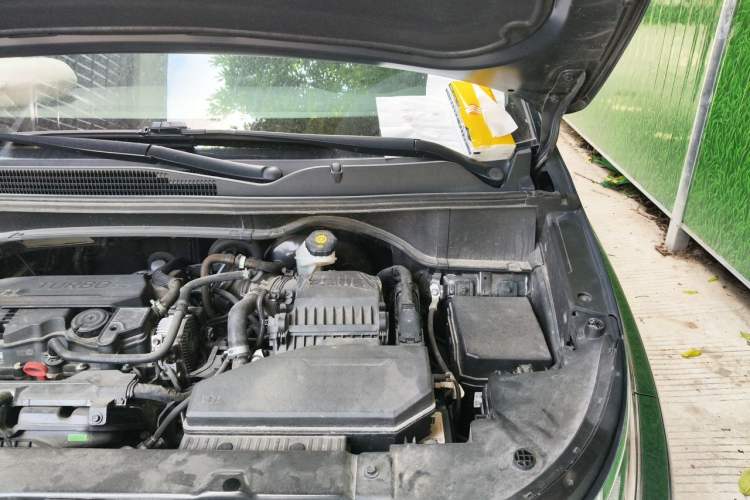 Used Hyundai Custo 2024 270TGDi LUX Prestige Edition Engine Bay Left