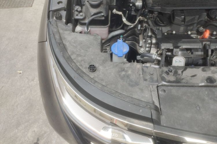 Used Hyundai Custo 2024 270TGDi LUX Prestige Edition Engine Bay Right