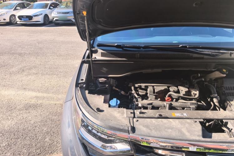 Used Hyundai Custo 2024 270TGDi LUX Prestige Edition Engine Bay Right