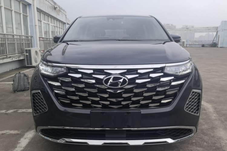 Used Hyundai Custo 2024 270TGDi LUX Prestige Edition Front
