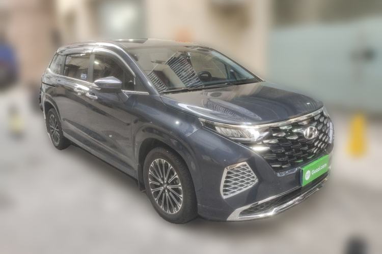 Used Hyundai Custo 2024 270TGDi LUX Prestige Edition Front Right 45 Deg
