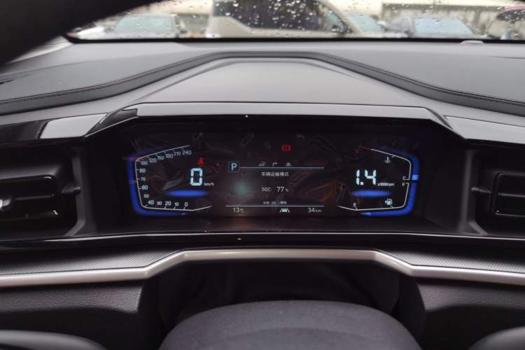 Used Hyundai Custo 2024 270TGDi LUX Prestige Edition Instrument Cluster