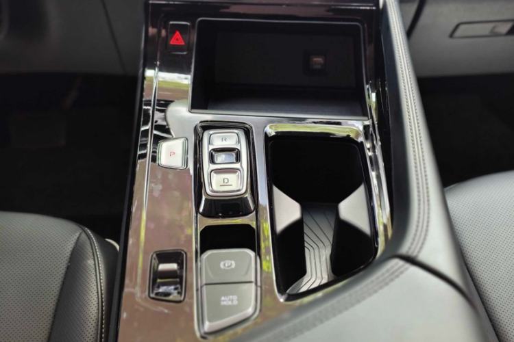 Used Hyundai Custo 2024 270TGDi LUX Prestige Edition Interior 5