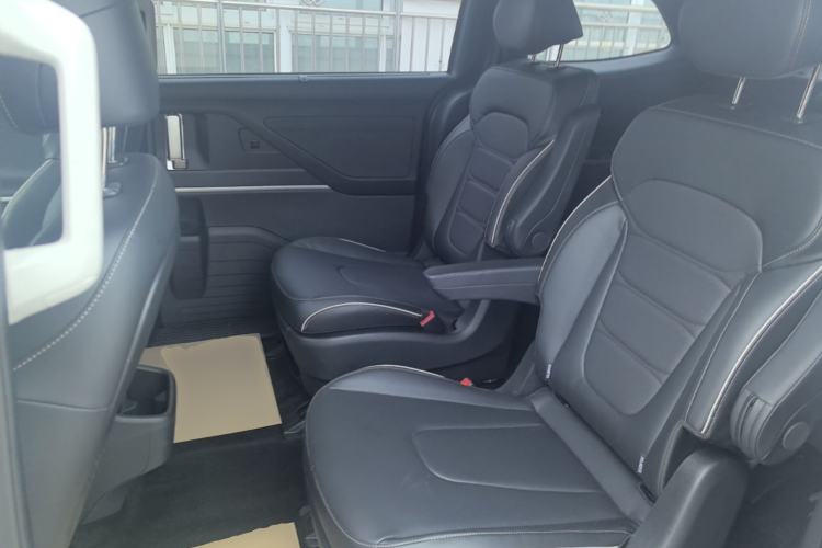 Used Hyundai Custo 2024 270TGDi LUX Prestige Edition Left Rear Seat