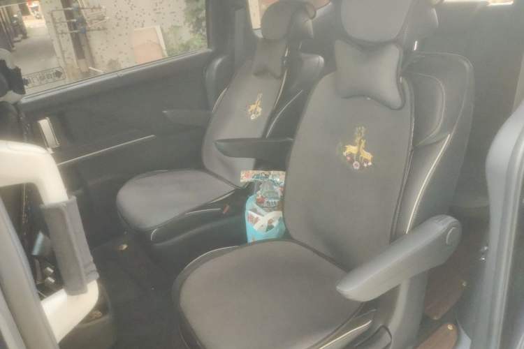Used Hyundai Custo 2024 270TGDi LUX Prestige Edition Left Rear Seat