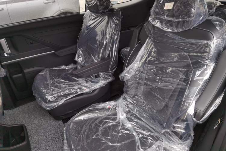 Used Hyundai Custo 2024 270TGDi LUX Prestige Edition Left Rear Seat