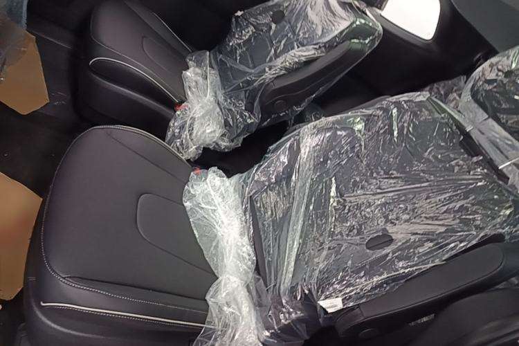 Used Hyundai Custo 2024 270TGDi LUX Prestige Edition Left Rear Seat