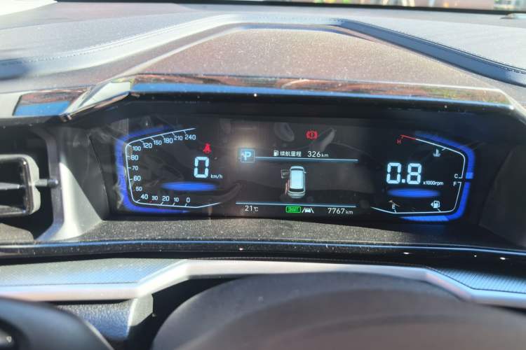 Used Hyundai Custo 2024 270TGDi LUX Prestige Edition Odometer Close Up