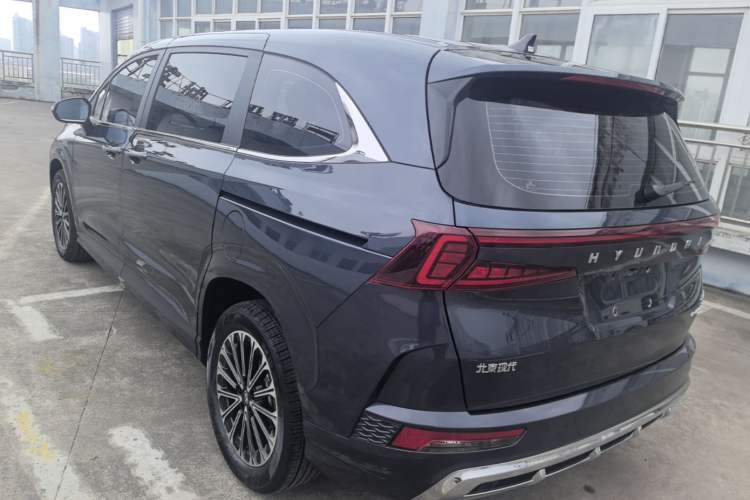 Used Hyundai Custo 2024 270TGDi LUX Prestige Edition Rear Left 45 Deg