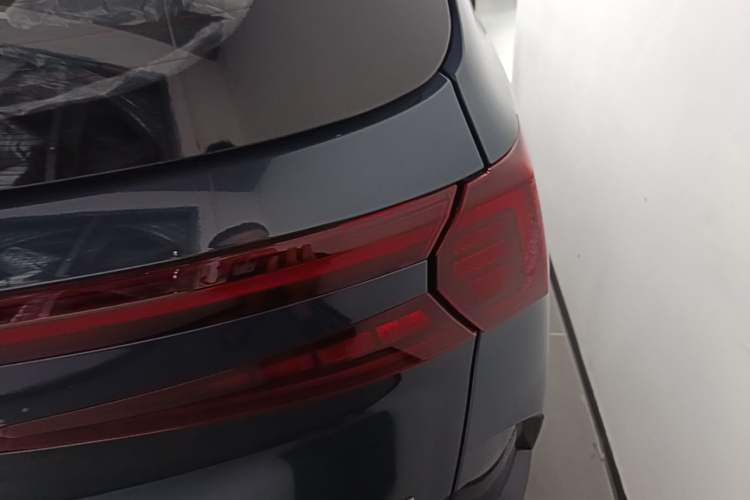Used Hyundai Custo 2024 270TGDi LUX Prestige Edition Right Rear Taillight