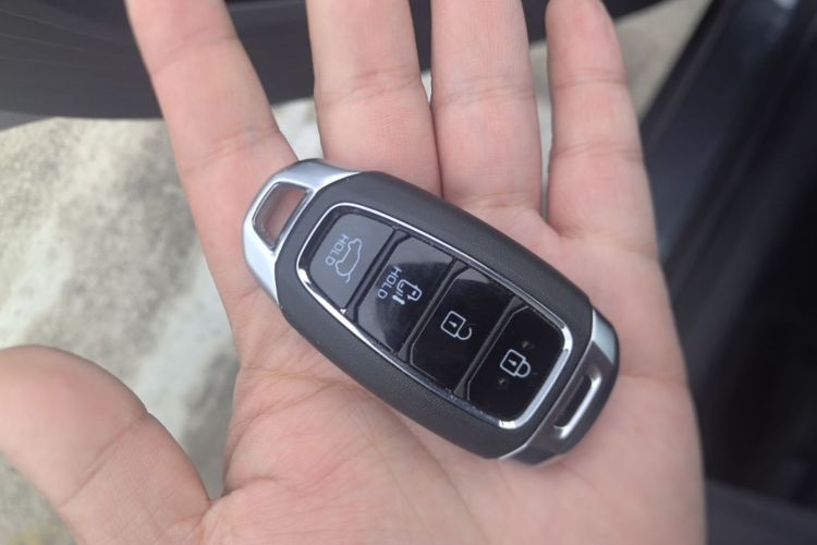 Used Hyundai Custo 2024 270TGDi LUX Prestige Edition Vehicle Key