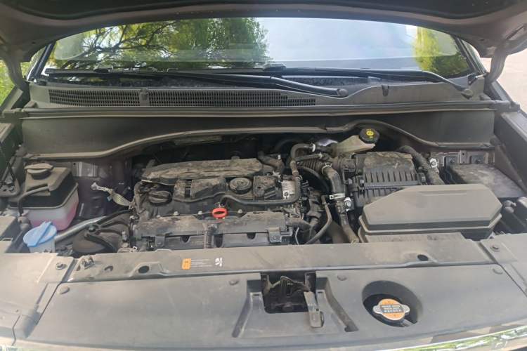 Used Hyundai Custo 2024 270TGDi LUX Prestige Edition Engine Bay