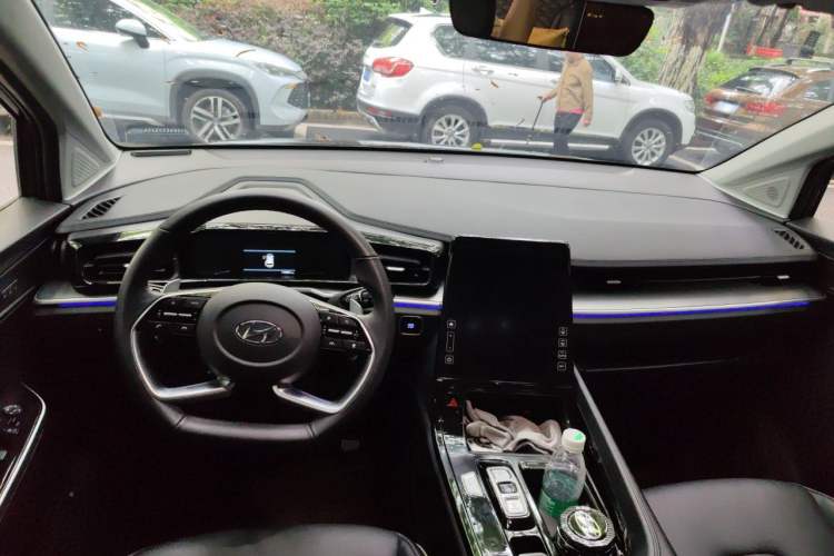 Used Hyundai Custo 2024 380TGDi TOP Premium SmartCare Flagship Edition Headliner