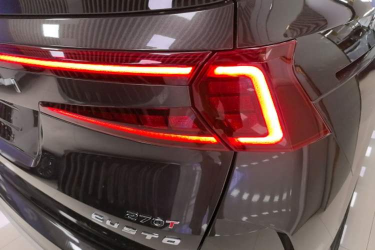 Used Hyundai Custo 2024 270TGDi LUX Prestige Edition Right Rear Taillight