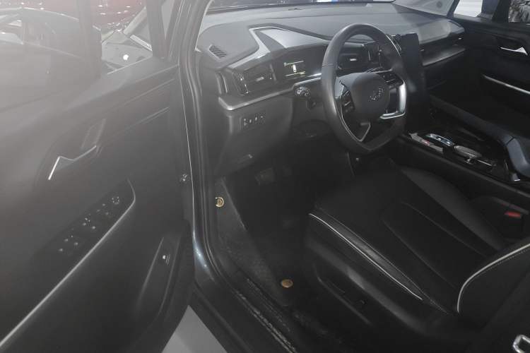 Used Hyundai Custo 2024 270TGDi LUX Prestige Edition Driver Seat