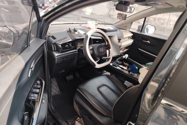 Used Hyundai Custo 2024 270TGDi LUX Prestige Edition Driver Seat