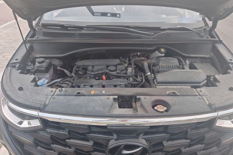 Used Hyundai Custo 2024 270TGDi LUX Prestige Edition Engine Bay