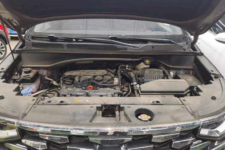 Used Hyundai Custo 2024 270TGDi LUX Prestige Edition Engine Bay