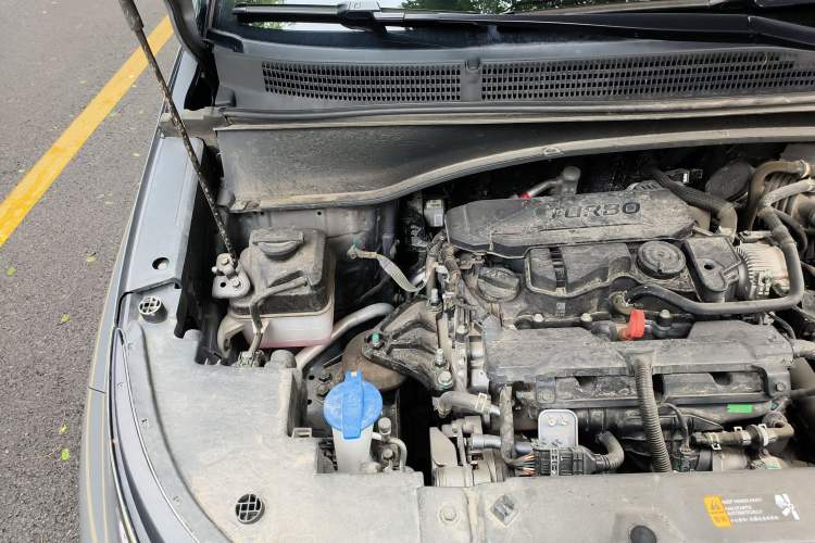 Used Hyundai Custo 2024 270TGDi LUX Prestige Edition Engine Bay Right