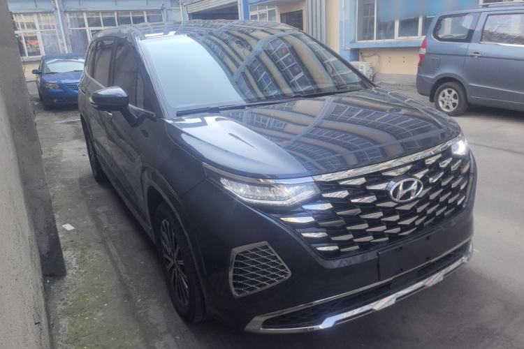 Used Hyundai Custo 2024 270TGDi LUX Prestige Edition Exterior 1