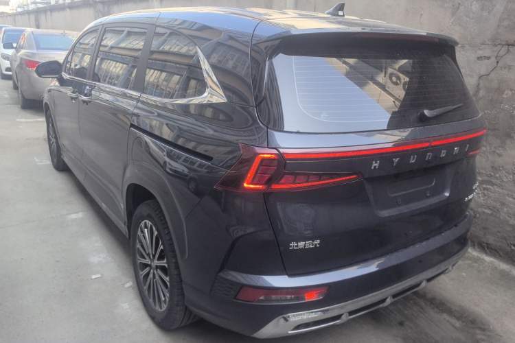Used Hyundai Custo 2024 270TGDi LUX Prestige Edition Exterior 2