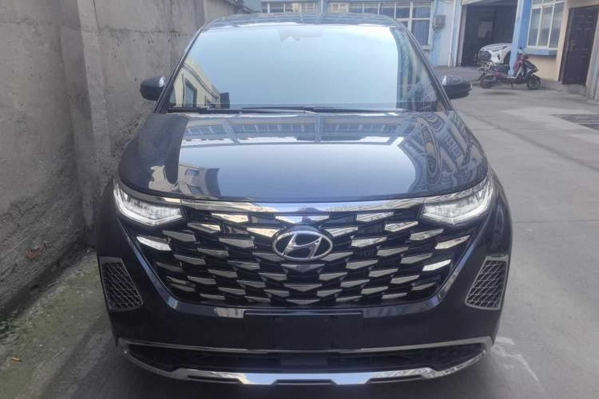 Used Hyundai Custo 2024 270TGDi LUX Prestige Edition Front