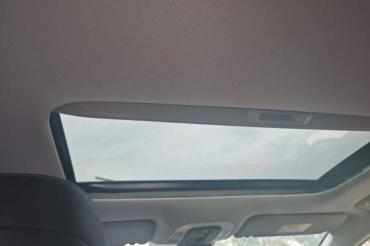 Used Hyundai Custo 2024 270TGDi LUX Prestige Edition Headliner