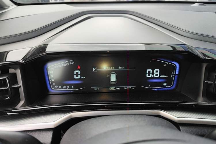 Used Hyundai Custo 2024 270TGDi LUX Prestige Edition Instrument Cluster